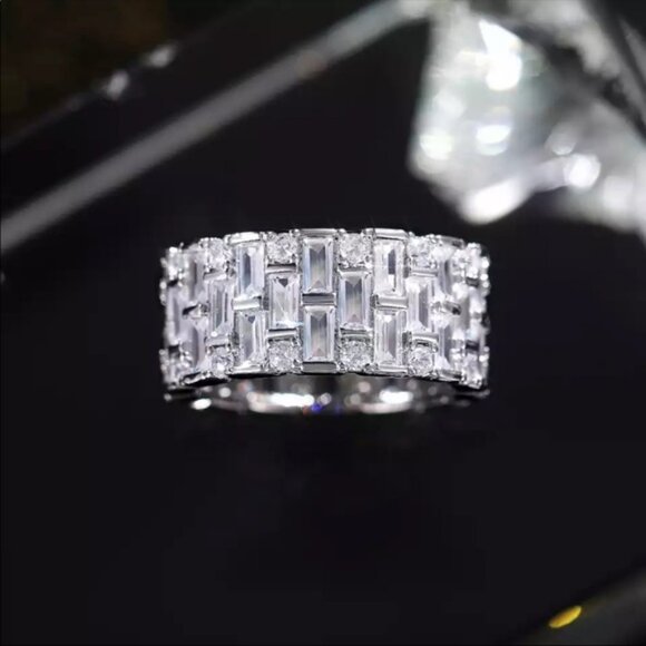 New Luxury 925 Silver Diamond Bridal Ring - Picture 5 of 8